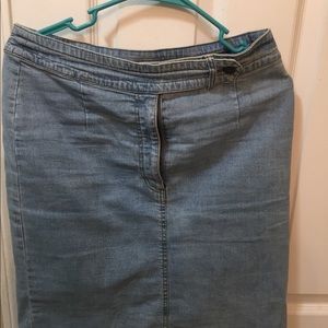 Knee Length Light Blue Acid Wash Denim Skirt